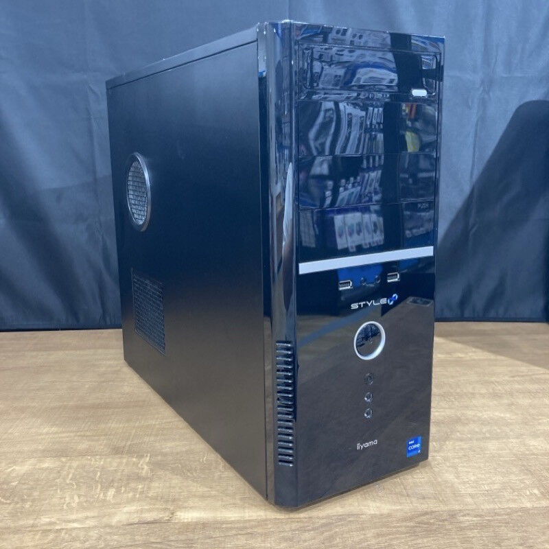 中古 mouse Z590-S01(i7 11700/16GB/SSD500GB/RTX3060 12GB/W11H