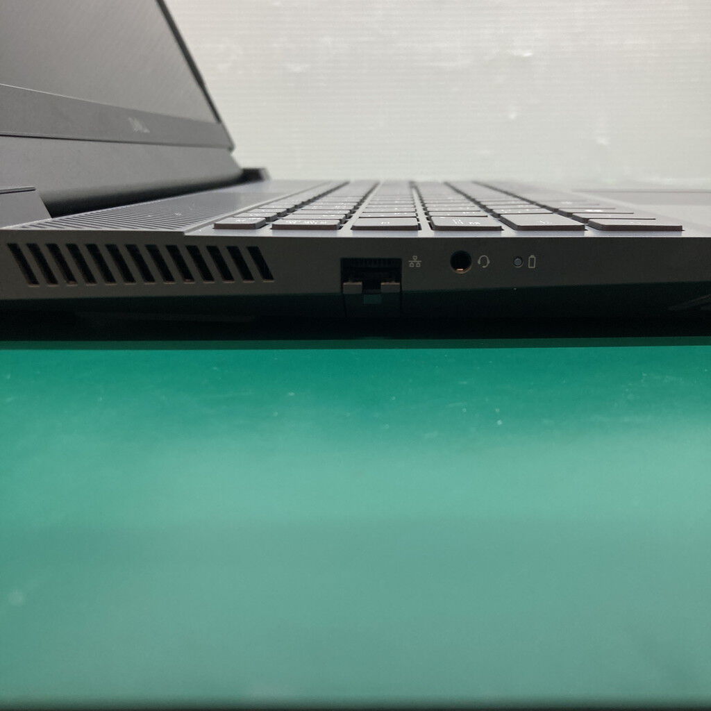 中古 DELL G15 5530 (i5 13450HX/16GB/SSD512GB/RTX3050/WLAN/15.6FHD