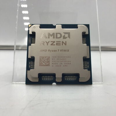 【白山FM松任店】中古  AMD Ryzen 7 9700X (AM5/3.8GHz/40M/C8/T16/65W) 169022 