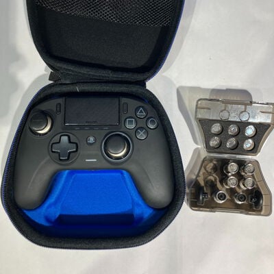 【鹿児島店】中古  NACON レボリューション アンリミテッド 4700000518 