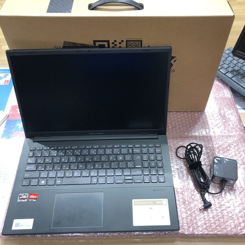 中古 ASUS Vivobook Go 15(Ryzen 5 7520U/16GB/SSD512GB/W11H