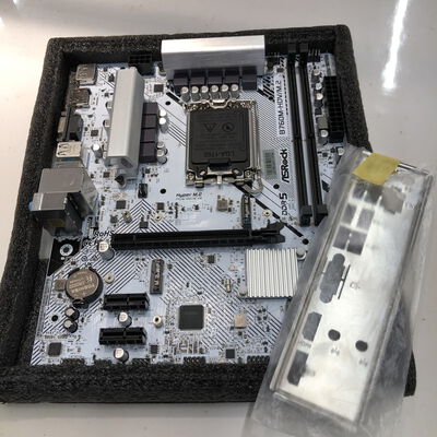 【姫路店】中古  ASRock B760M-HDV/M.2 (B760 1700 mATX DDR5 White) 4740000944 