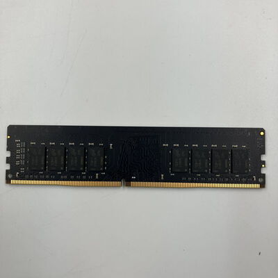 【なんば店】中古  PC4-19200 16GB デスクトップ用(DDR4-2400) 135639 