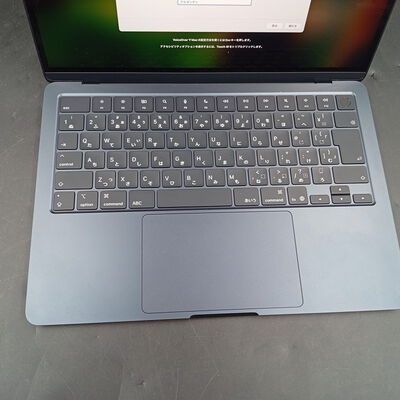 【大須店】中古  MacBook Air 13インチ (M4、2025) M4(CPU:10C/GPU:8C) 16GB/256GB ミッドナイト MW123J/A 4990001238 