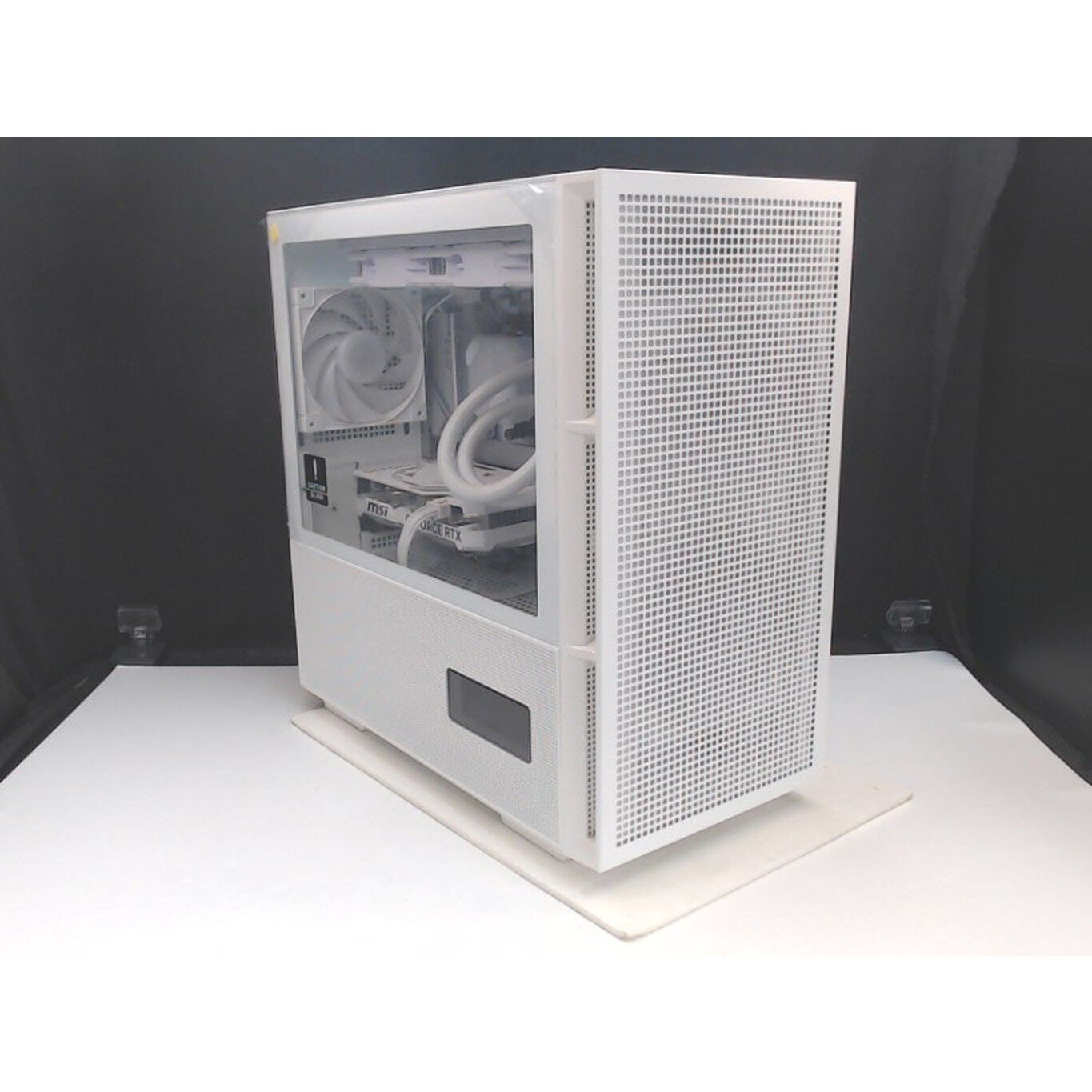 ほぼ新品 自作PC ryzen7 5700X 32GB RX570 M.2SSD AMD Ryzen7 5700x ／ RTX4060 8GB ガラス2面ATX ゲーミングPC