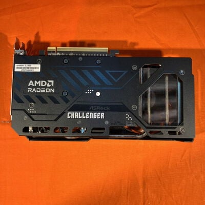 【なんば店】中古  ASRock RX9060XT CL 16GO(RX9060XT Challenger 16G) 179897 