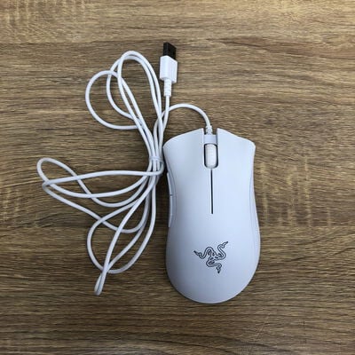 【津ラッツ店】中古  Razer DeathAdder Essential WE(RZ01-03850200-R3M1) 174398 