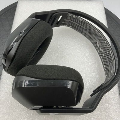 【新潟店】中古  G733-BK LIGHTSPEED WIRELESS RGB Gaming Headset 3290006651 