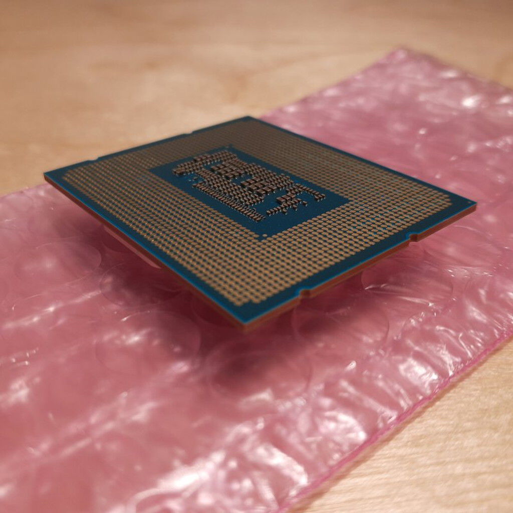 中古 INTEL Core i7 12700 (1700/2.1G/25M/C12/T20) 148610 （373262
