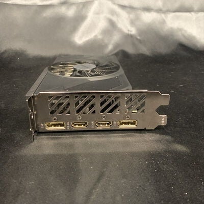 【横浜駅前店】中古  GIGABYTE GV-N4060D6-8GD (RTX4060 8G) 175571 