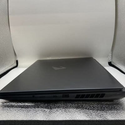 【八王子店】中古  GIGA-BYTE AORUS MASTER 16 AM6H 1230010632 
