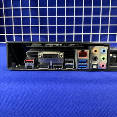 【横浜駅前店】中古  ASUS ROG STRIX Z370-F GAMING (Z370 1151 ATX DDR4) 136224 