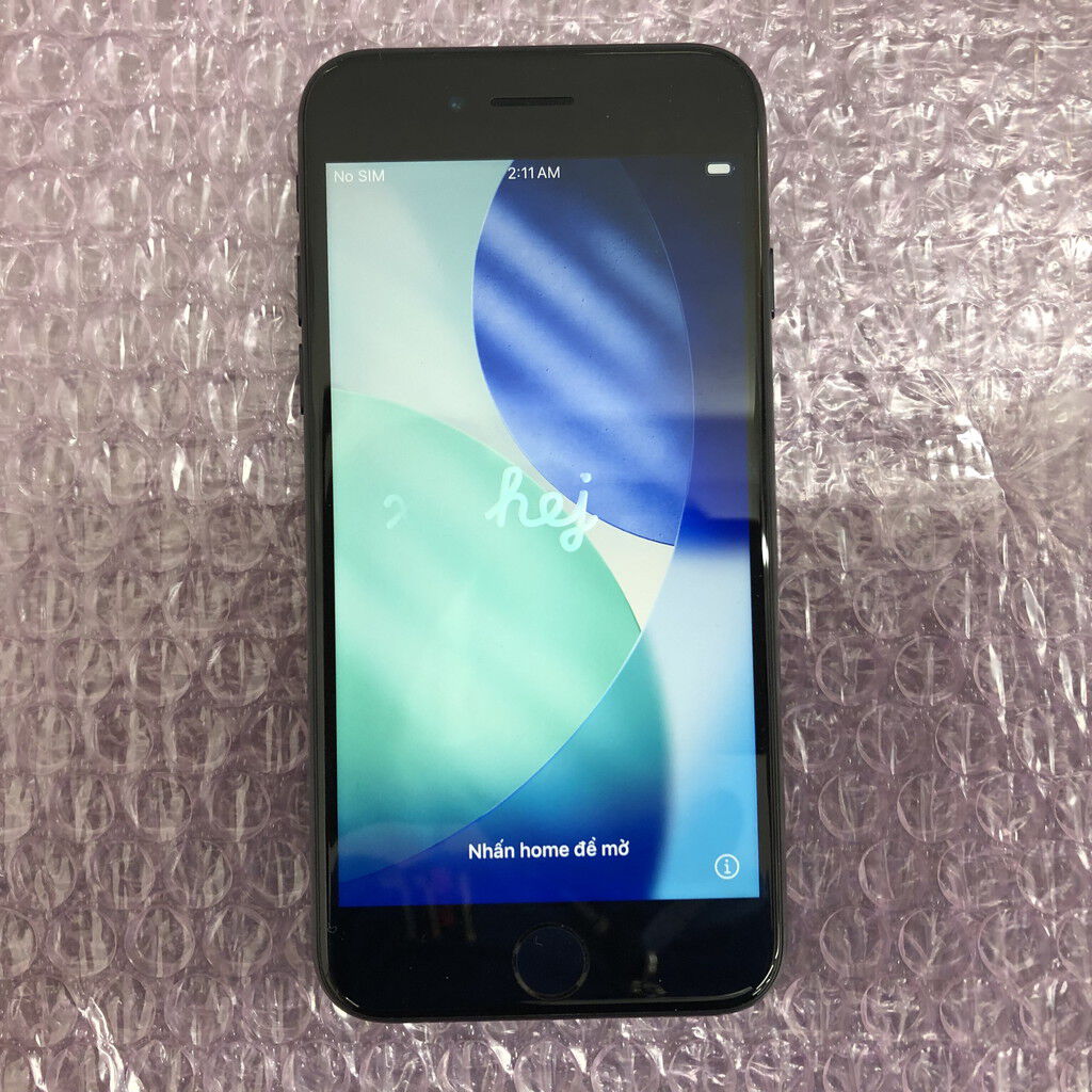 中古 【国内版SIMフリー】Apple iPhoneSE 4.7インチ (第3世代) 64GB