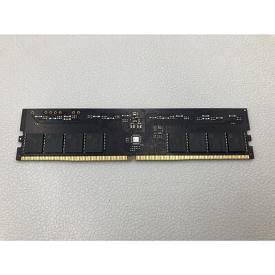 【水戸赤塚店】中古  AD5U560032G-DT（DDR5　5600MHｚ　32ＧＢ） 4680003046 