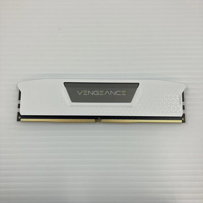 【秋葉原本店】中古  PC5-41600 16GB デスクトップ用 149152 