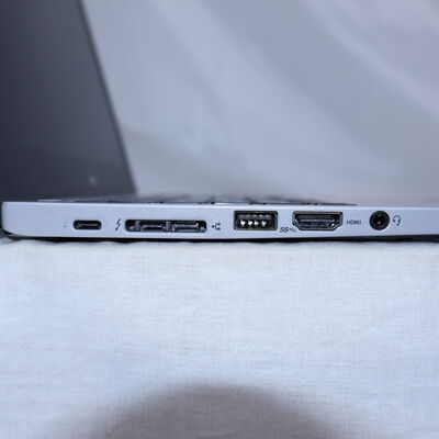 【通販センター】中古  【ジャンク品/保証無/返品質問不可】NEC VersaPro タイプVB　PC-VKM17BZG4 (Core i5 8350U/8GB/SSD256GB/-/オンボード/12.5ｲﾝﾁ/1366x768/Wi-Fi/WEBCAM/-) 176664 