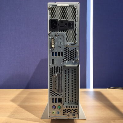 【松山環状枝松店】中古  FUJITSU FMVD4000JP(Core i7-8700/8GB/HDD500GB/DVD-MULTI/オンボード/W11P) 182841 