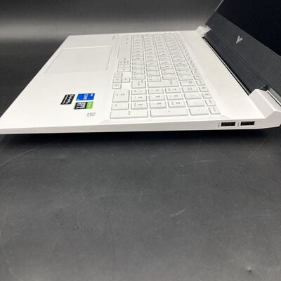 【熊本浜線店】中古  HP Victus Laptop 16 d0135TX(Intel Core i5 11400H/16GB/SSD512GB/なし/NVIDIA GeForce RTX 3050 4GB Laptop GPU/16.1/1920x1080/Wi-Fi/W11H64 MAR) 180642 