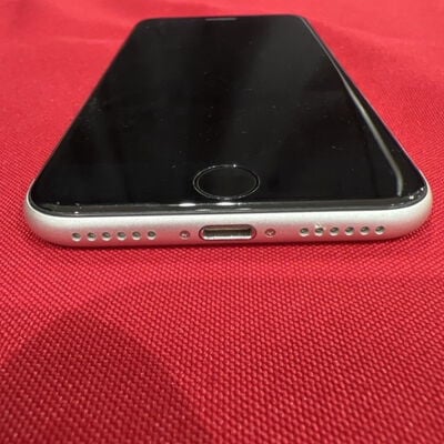 【静岡東瀬名店】中古  【au】Apple iPhoneSE 4.7インチ (第2世代/2020) 64GB (ホワイト) MHGQ3J/A 新パッケージ版 146172 