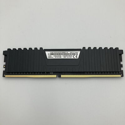 【神戸・三宮店】中古  PC4-21300 8GB デスクトップ用(DDR4-2666) 126165 