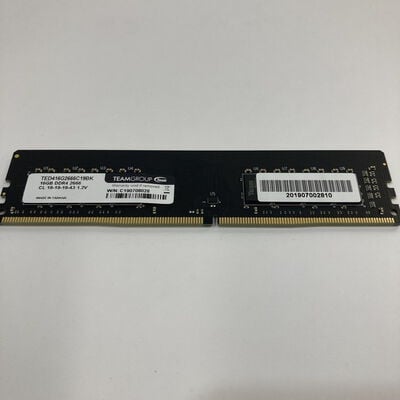 【神戸・三宮店】中古  PC4-21300 16GB デスクトップ用(DDR4-2666) 135638 