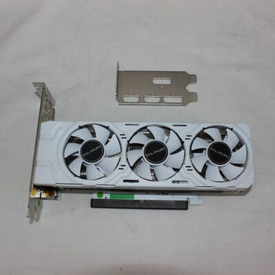 【通販センター】中古  玄人志向 GK-RTX4060-E8GB/WHITE/LP(RTX4060 8G) 175577 