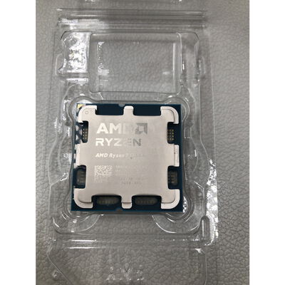 【水戸赤塚店】中古  AMD Ryzen 7 9700X (AM5/3.8GHz/40M/C8/T16/65W) 169022 