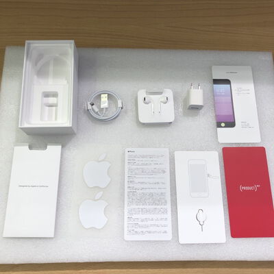 【甲府飯田店】中古  【docomo】Apple iPhoneSE 4.7インチ (第2世代/2020) 256GB (PRODUCT)RED MXVV2J/A 142472 