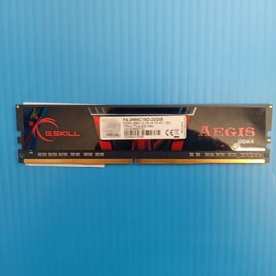 【大須店】中古  PC4-21300 16GB デスクトップ用(DDR4-2666) 135638 