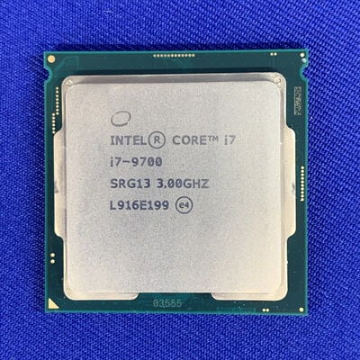 【横浜駅前店】中古  Intel Core i7 9700 (1151/3.00GHz/12M/C8/T8) 140316 