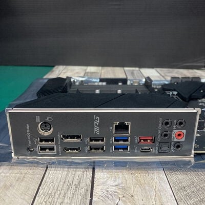 【広島店】中古  MSI MPG B550 GAMING PLUS (B550 AM4 ATX DDR4) 142929 