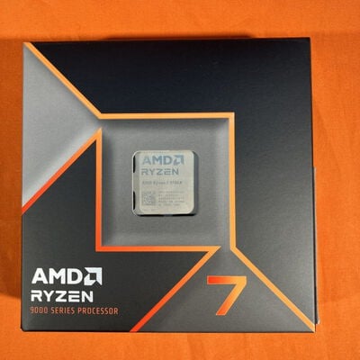【なんば店】中古  AMD Ryzen 7 9700X (AM5/3.8GHz/40M/C8/T16/65W) 169022 