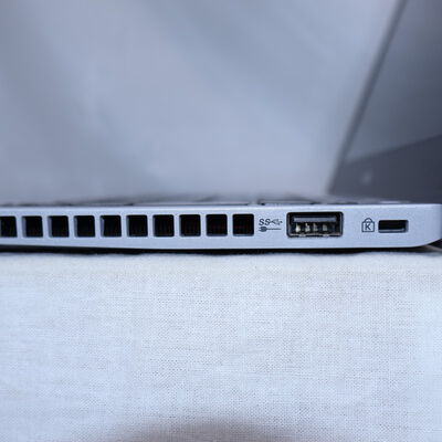 【通販センター】中古  【ジャンク品/保証無/返品質問不可】NEC VersaPro タイプVB PC-VKM17BZC3 (Core i5 8350U/8GB/SSD256GB/-/オンボード/12.5/1366x768/Wi-Fi/WEBCAM/W11H64 MAR) 186072 