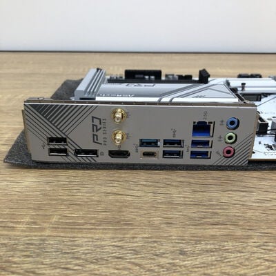 【津ラッツ店】中古  ASRock B760 Pro RS/D4 WiFi White (B760 1700 ATX DDR4) 4990001104 