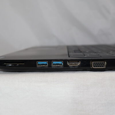 【通販センター】中古  Dynabook B65/M PB65MDB44N7AD11(Intel Core i7 8650U/8GB DDR4 (PC4)/SSD256GB/DVDマルチ/オンボード/15.6/1366x768/Wi-Fi/W11H64 MAR) 199383 