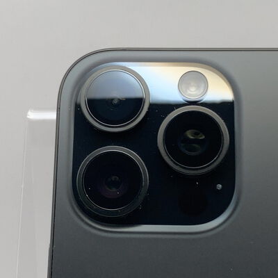 【佐賀南部バイパス店】中古  【au版SIMフリー】Apple iPhone16 Pro Max 1TB ブラックチタニウム MYWQ3J/A 170375 