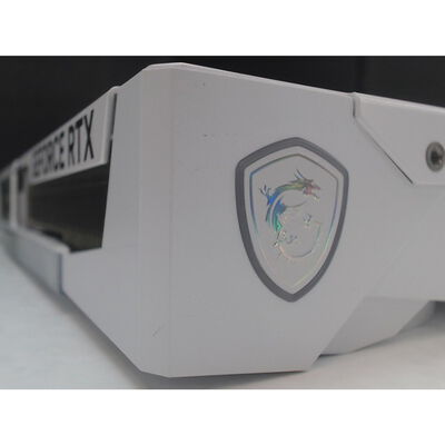 【前橋ｲﾝﾀｰｱｶﾏﾙ店】中古  MSI GeForce RTX 5070 12G GAMING TRIO OC WHITE(RTX5070 12G) 4540001619 