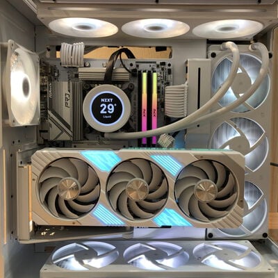 【姫路店】中古  自作パソコン(i7 14700F/32GB/ストレージレス/RTX4070 Ti SUPER/OS無し) 184941 