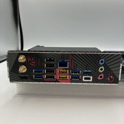 【新潟店】中古  ASRock B650 PG Lightning WiFi (B650 AM5 ATX DDR5) 3290006911 