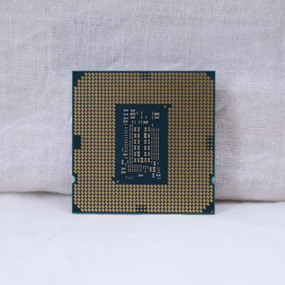 【通販センター】中古  INTEL Core i3 10105 (1200/3.7G/6M/C4/T8) 145174 