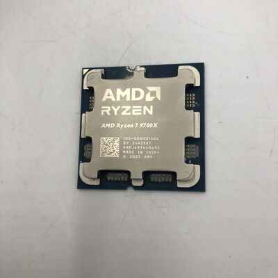 【福井日之出店】中古  AMD Ryzen 7 9700X (AM5/3.8GHz/40M/C8/T16/65W) 169022 