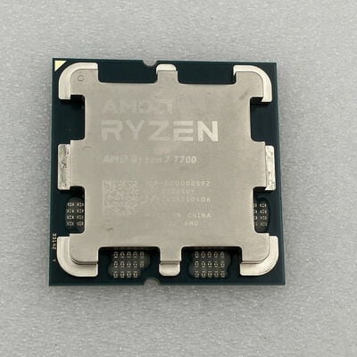 【新潟店】中古  AMD Ryzen 7 7700 (AM5/3.8GHz/40M/C8/T16/65W) 1460024624 