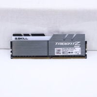 中古  PC4-25600 8GB デスクトップ用(DDR4-3200) 140727 
