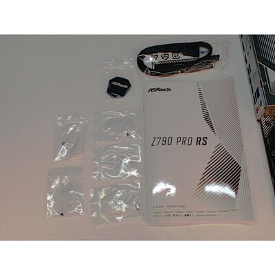 【前橋ｲﾝﾀｰｱｶﾏﾙ店】中古  ASRock Z790 Pro RS (Z790 1700 ATX DDR5) 152756 