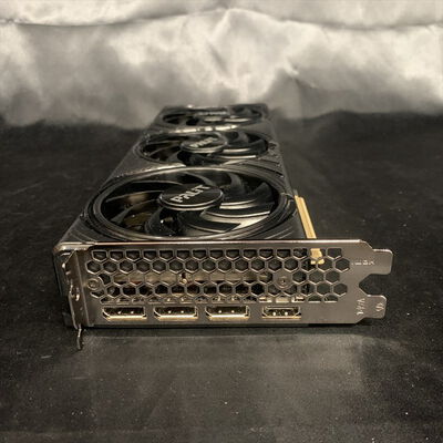 【横浜駅前店】中古  Palit NE7506T019T1-GB2061S(RTX5060Ti Infinity3 16G) 178241 