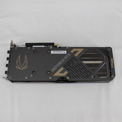 【通販センター】中古  ZOTAC ZT-B50700J-10P（RTX5070 12GB） 3480034505 