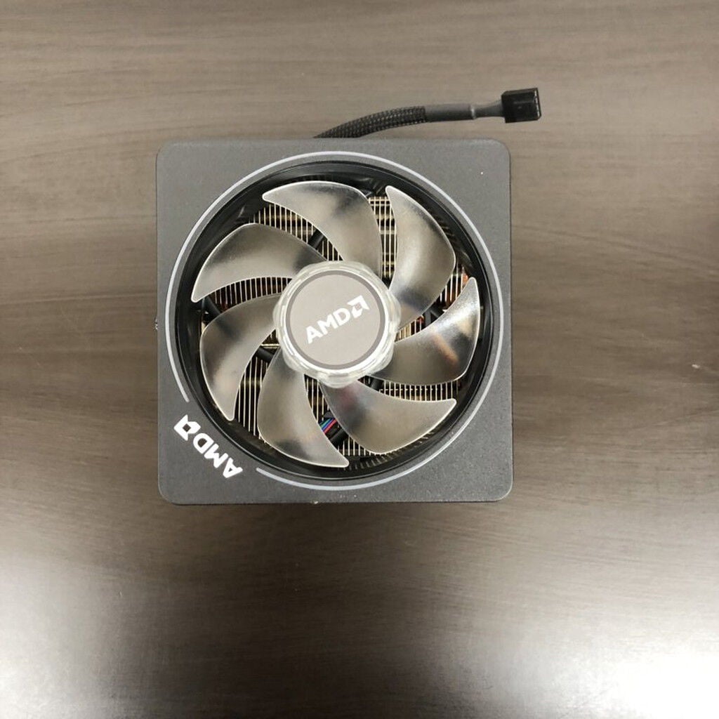 中古 AMD Ryzen 7 7700 (AM5/3.8GHz/40M/C8/T16/65W) 154483 （393939