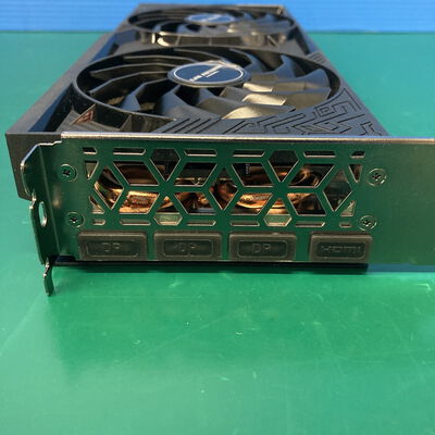 【神戸・三宮店】中古  各社 GeForce RTX4070 SUPER (12GB PCI-E) 163401【8/14価格改定!】 