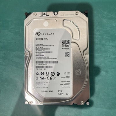 【浦添城間店(沖縄)】中古  Seagate ST2000DM008（3.5インチ HDD 2TB SATA） 3480040108 