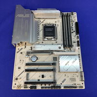 中古  ASUS X870 MAX GAMING WIFI7 W (X870 AM5 ATX DDR5) 3400009155 